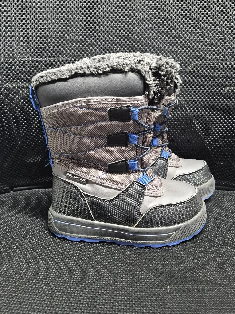 3M Thinsulate Gray and Blue Kids Winter Boots